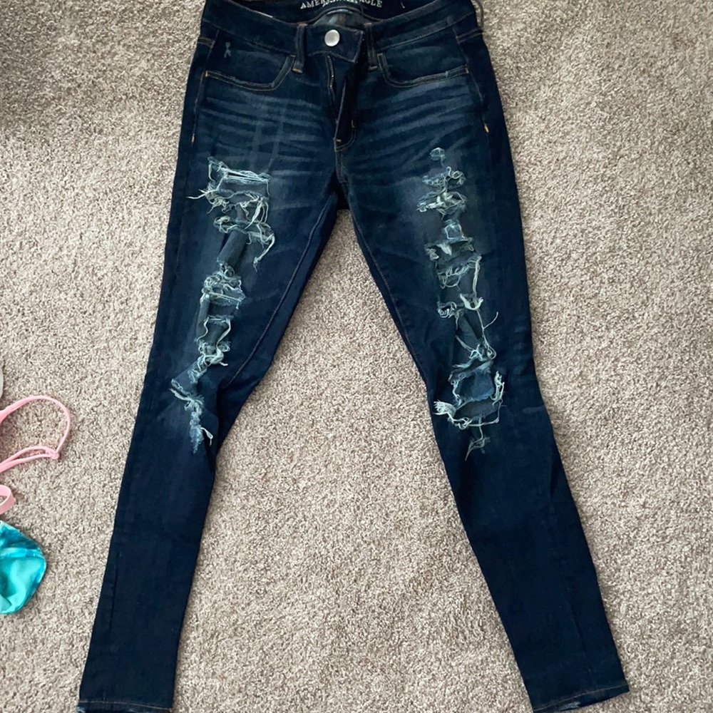 American eagle ripped skinny jeans
